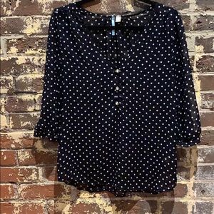 Polka dot quarter sleeve blouse